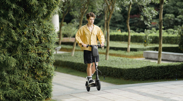 E-Scooter unter 10 kg: Leicht und Schnell durch die Stadt